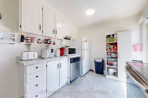 344 Paliser Crescent, Richmond Hill, ON L4C 1R8