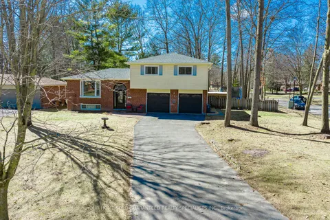 218 Park Avenue, East Gwillimbury, ON L9N 1J7