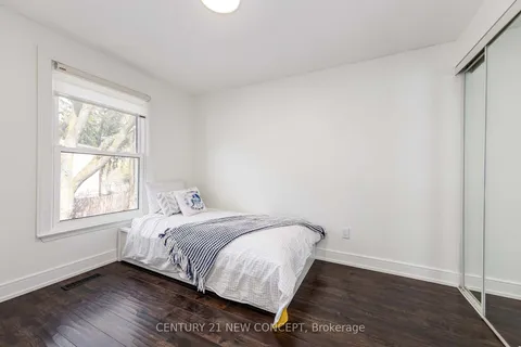 139 Avenue Road, Richmond Hill, ON L4C 4Z6