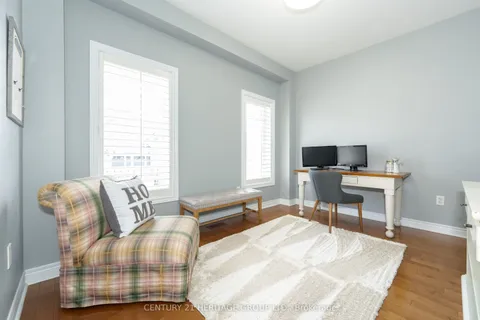 16 Haverhill Terrace, Aurora, ON L4G 7R7