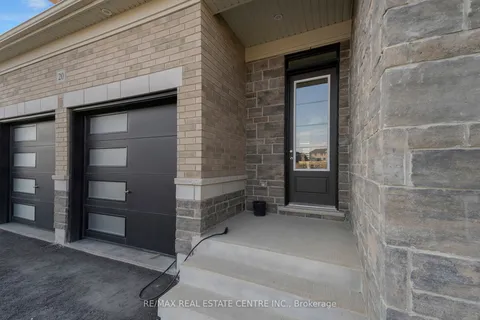 20 Magnolia Avenue, Adjala-Tosorontio, ON L0G 1W0