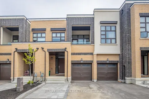 10 Causland Lane, Richmond Hill, ON L4S 0G5
