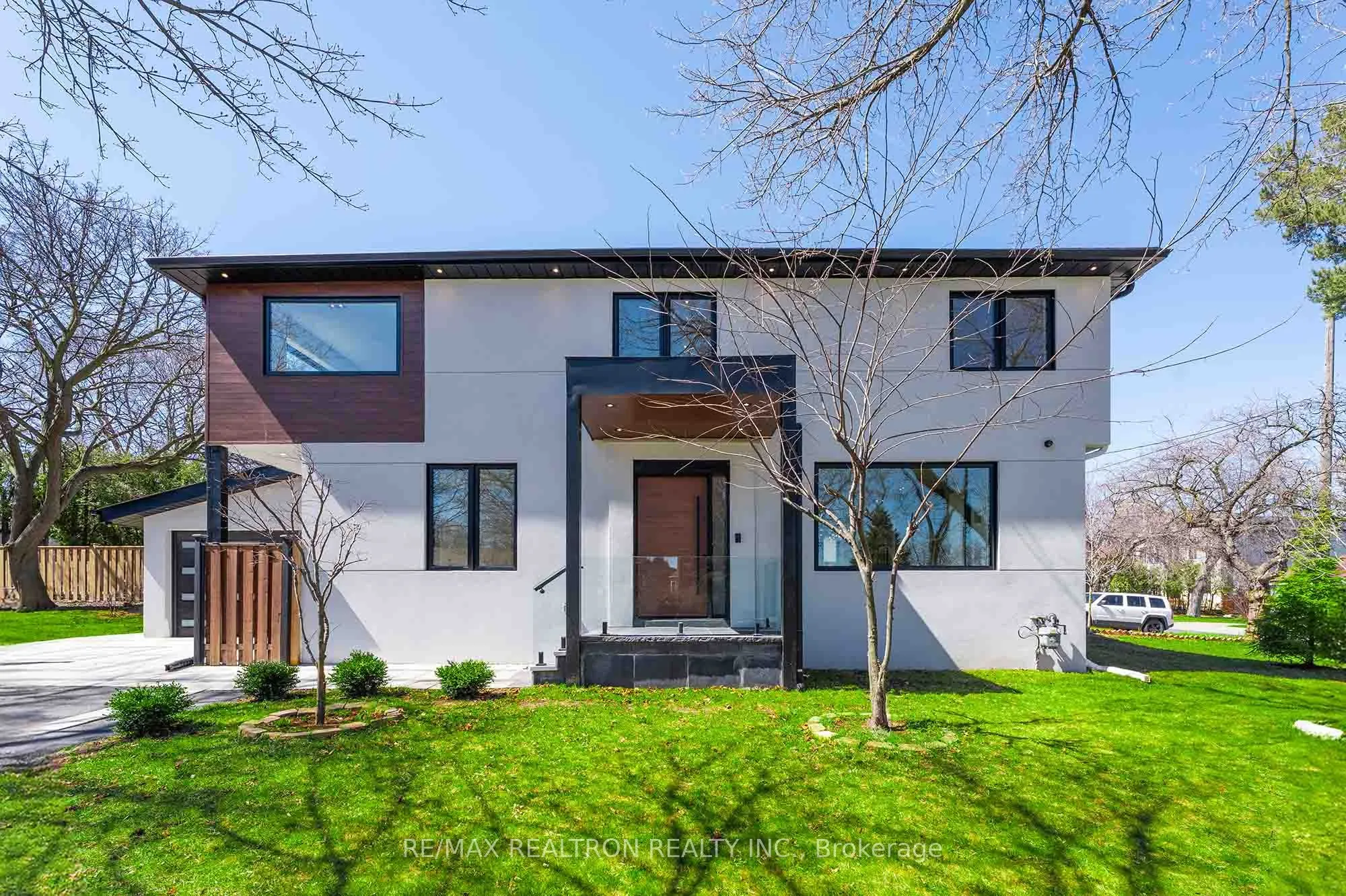 93 Highland Park Boulevard, Markham, ON L3T 1B6