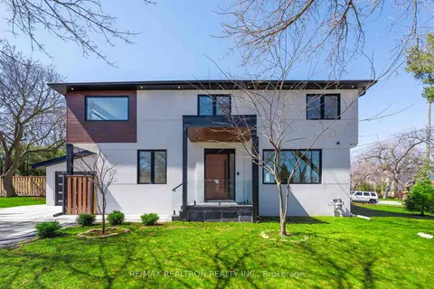 93 Highland Park Boulevard, Markham, ON L3T 1B6