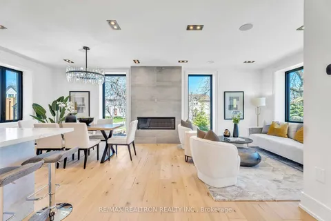 93 Highland Park Boulevard, Markham, ON L3T 1B6
