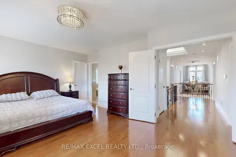 65 Pathlane Road, Richmond Hill, ON L4B 4A5