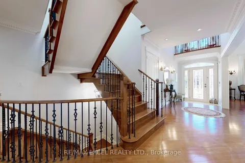 65 Pathlane Road, Richmond Hill, ON L4B 4A5