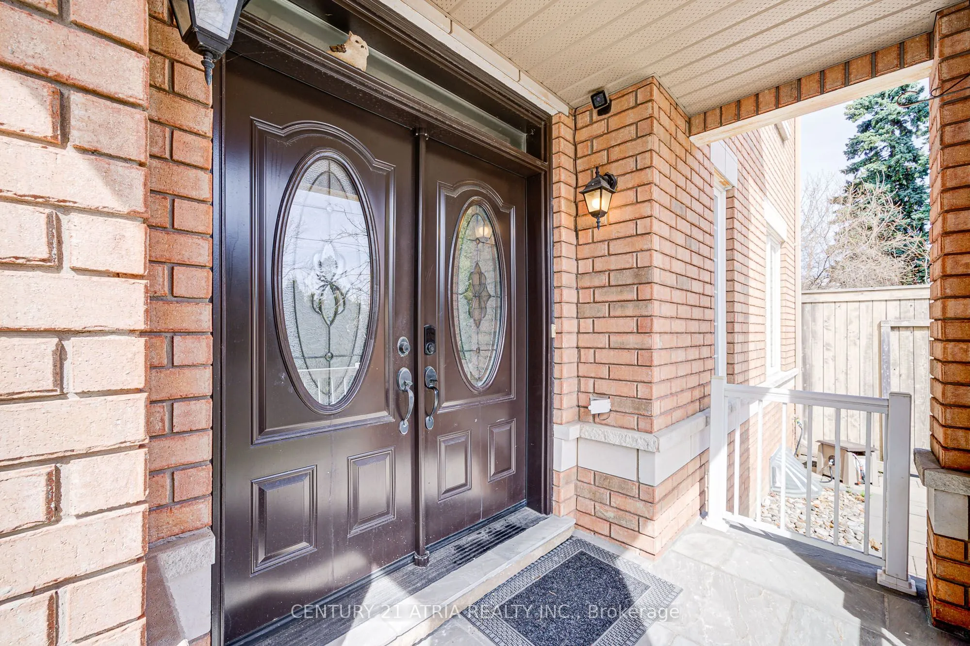 8 Townwood Drive, Richmond Hill, ON L4E 4Y3