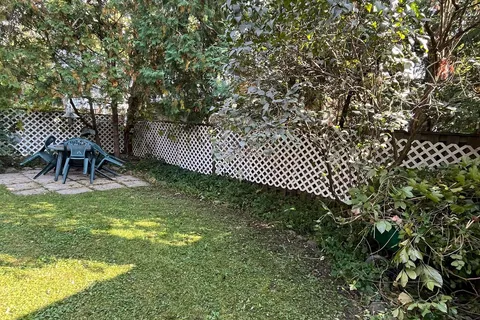 53 Coventry Court, Richmond Hill, ON L4C 8B9