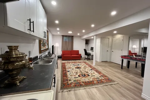 53 Coventry Court, Richmond Hill, ON L4C 8B9