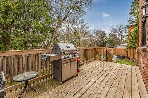 103 Adam Place, Newmarket, ON L3Y 8C4