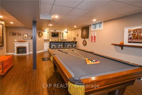 452 Greenwood Drive, Essa, ON L0M 1B6