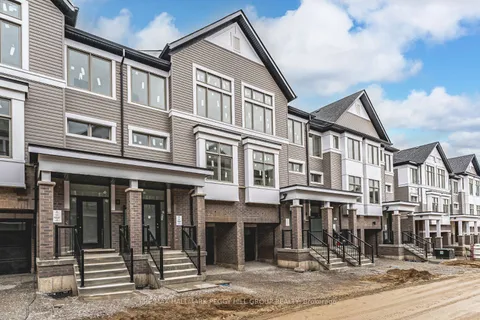 32 Brandon Crescent, New Tecumseth, ON L0G 1W0