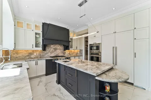 398 Bent Crescent, Richmond Hill, ON L4C 1C3