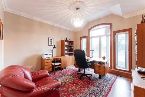 5897 17th Side Road, King, ON L0G 1T0