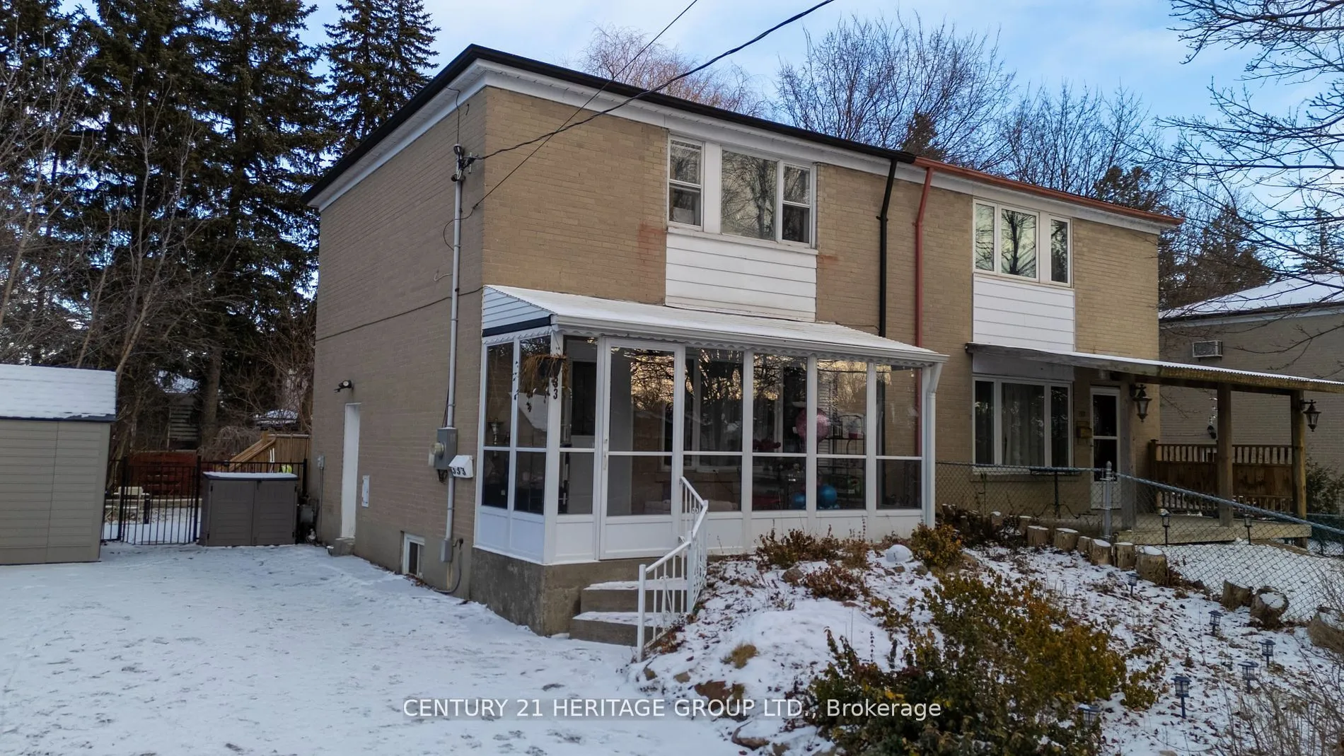 333 Neal Drive, Richmond Hill, ON L4C 3L3