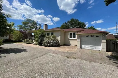 75 Harding Boulevard, Richmond Hill, ON L4C 1S7