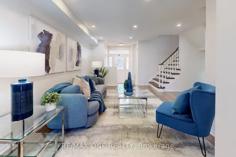 225 Warner Crescent, Newmarket, ON L3X 2C7