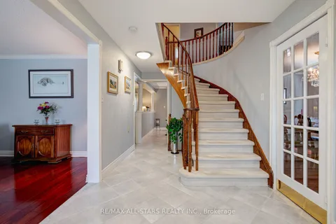 40 Eastwood Crescent, Markham, ON L3P 5Z7