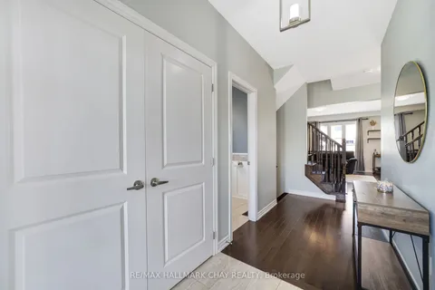 7 Strachan Trail, New Tecumseth, ON L0G 1A0