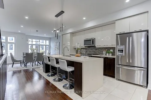 27 Mcgurran Lane, Richmond Hill, ON L4B 0G8