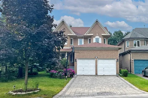 64 Bradgate Drive, Markham, ON L3T 7L9