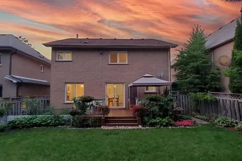 64 Bradgate Drive, Markham, ON L3T 7L9
