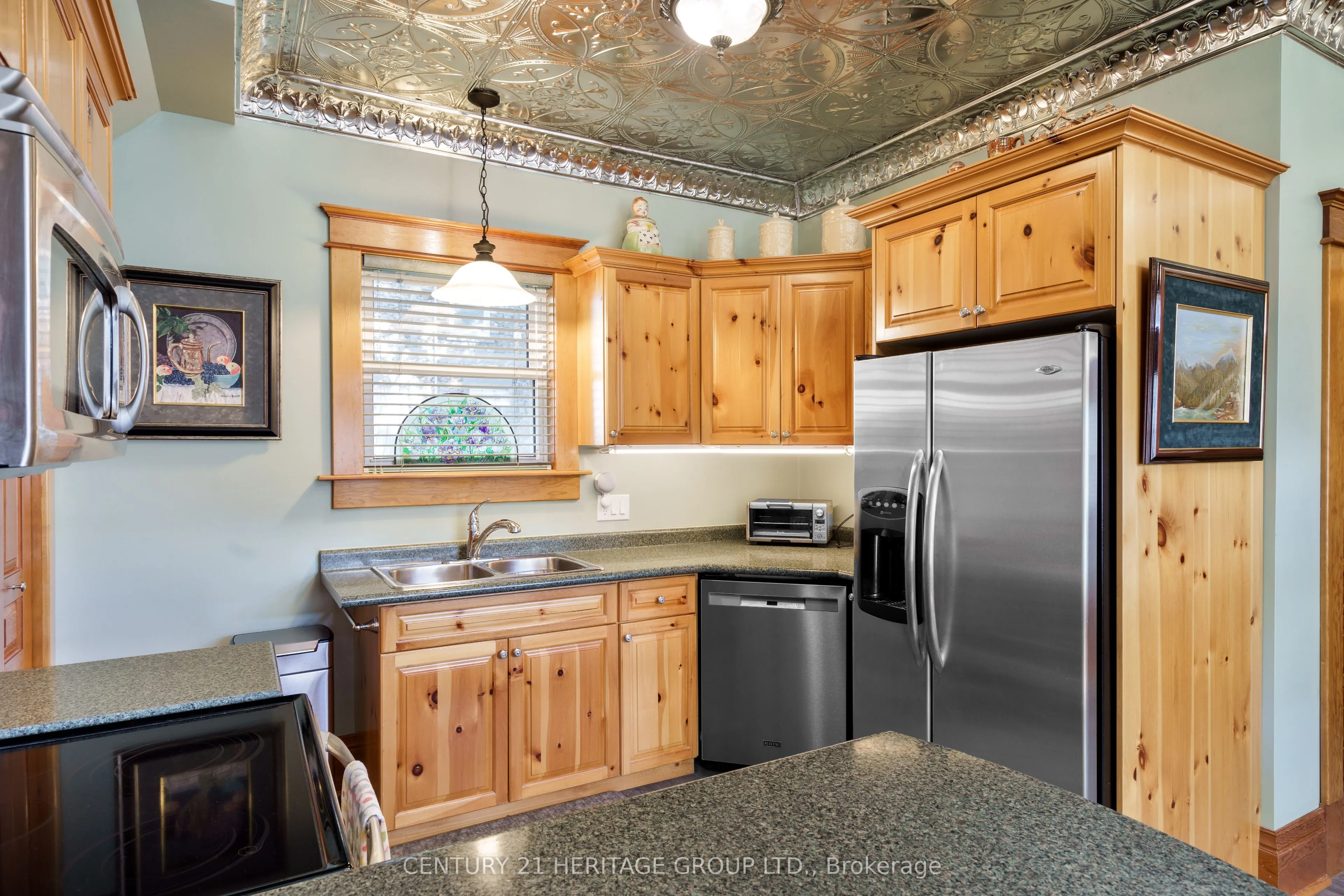 20314 Leslie Street, East Gwillimbury, ON L0G 1R0