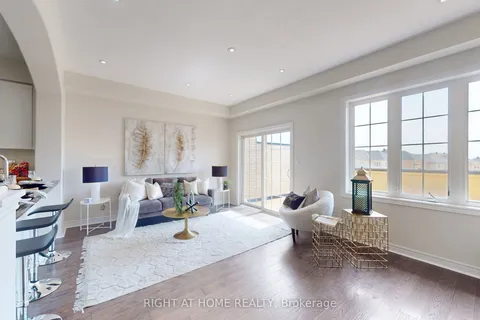 37 Pope John Paul II Square, Markham, ON L6C 0J8