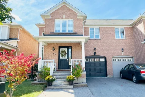 164 Gail Parks Crescent, Newmarket, ON L3X 3C1