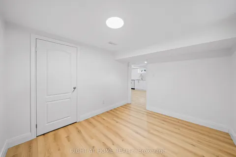 335 Gells Road, Richmond Hill, ON L4C 3A5