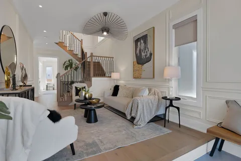 35 Longworth Avenue, Richmond Hill, ON L4E 1J2
