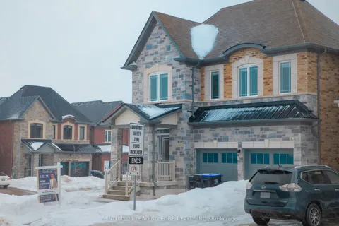 122 Mckenzie Way, Bradford West Gwillimbury, ON L3Z 4J4