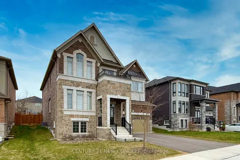 83 Bethpage Crescent, Newmarket, ON L3X 0M4