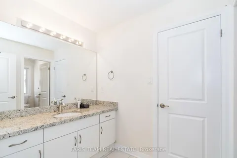 1 Pridham Place, New Tecumseth, ON L0G 1W0