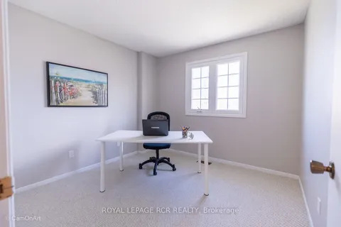 120 Rutledge Avenue, Newmarket, ON L3Y 5T4