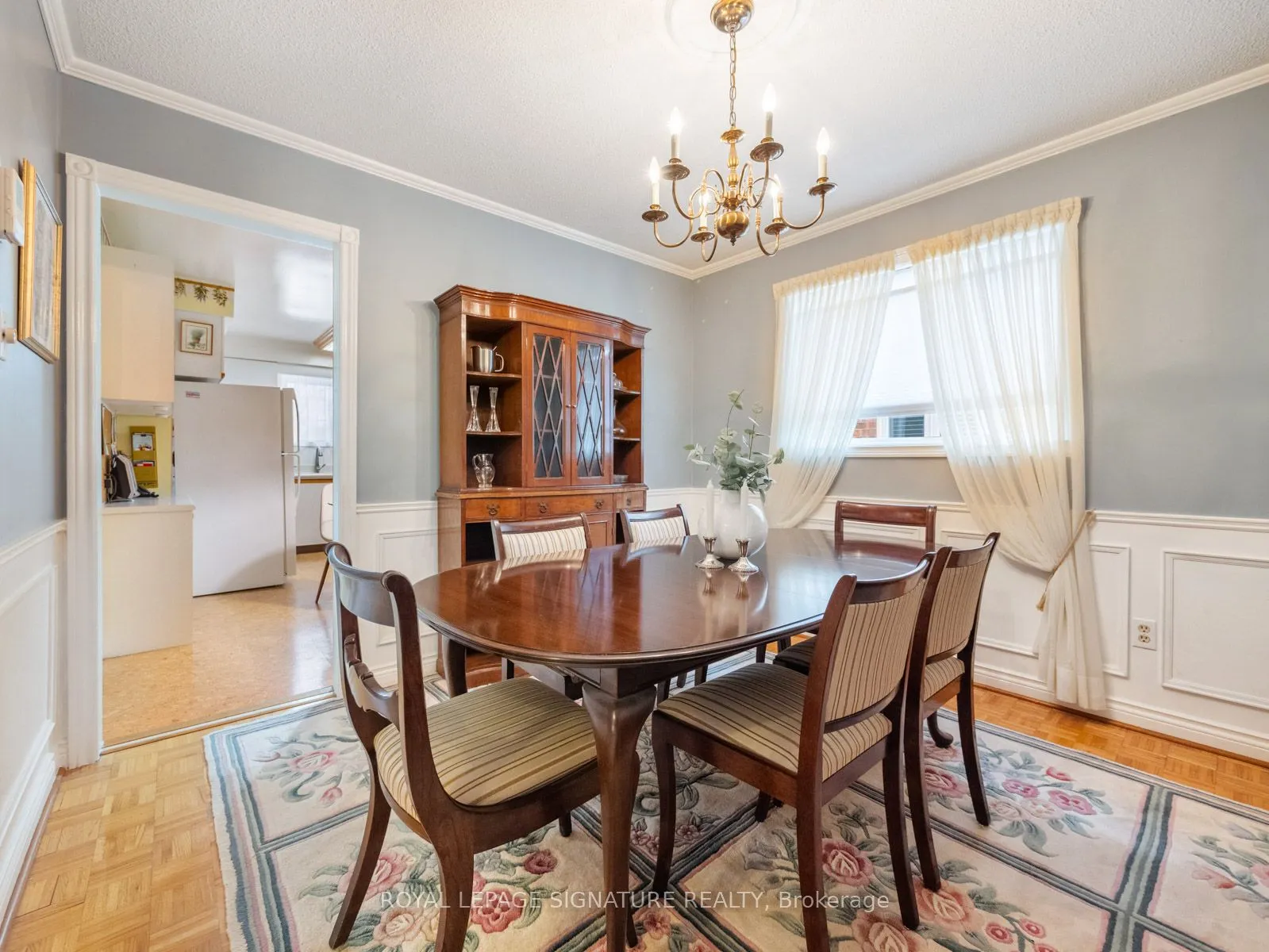 358 Weldrick Road, Richmond Hill, ON L4C 8L1