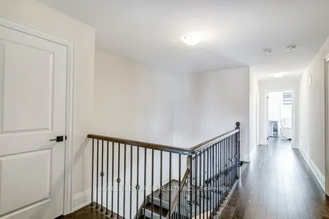 48 Plank Road, Bradford West Gwillimbury, ON L0G 1W0