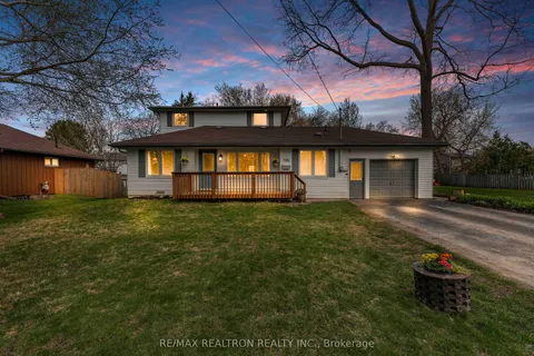 272 Crestwood Drive, Georgina, ON L4P 1H6