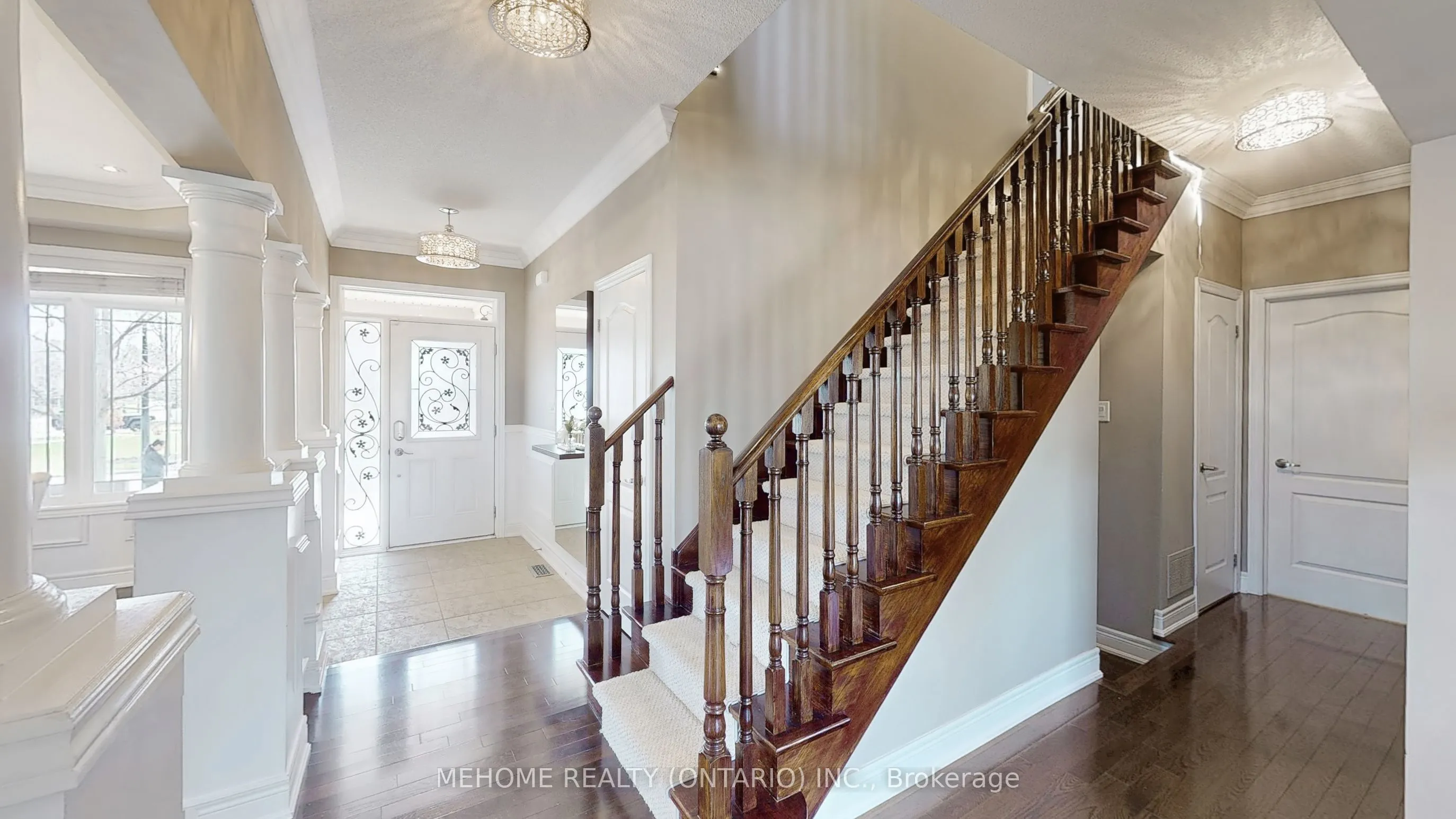 1143 Quaker Trail, Newmarket, ON L3X 3E2