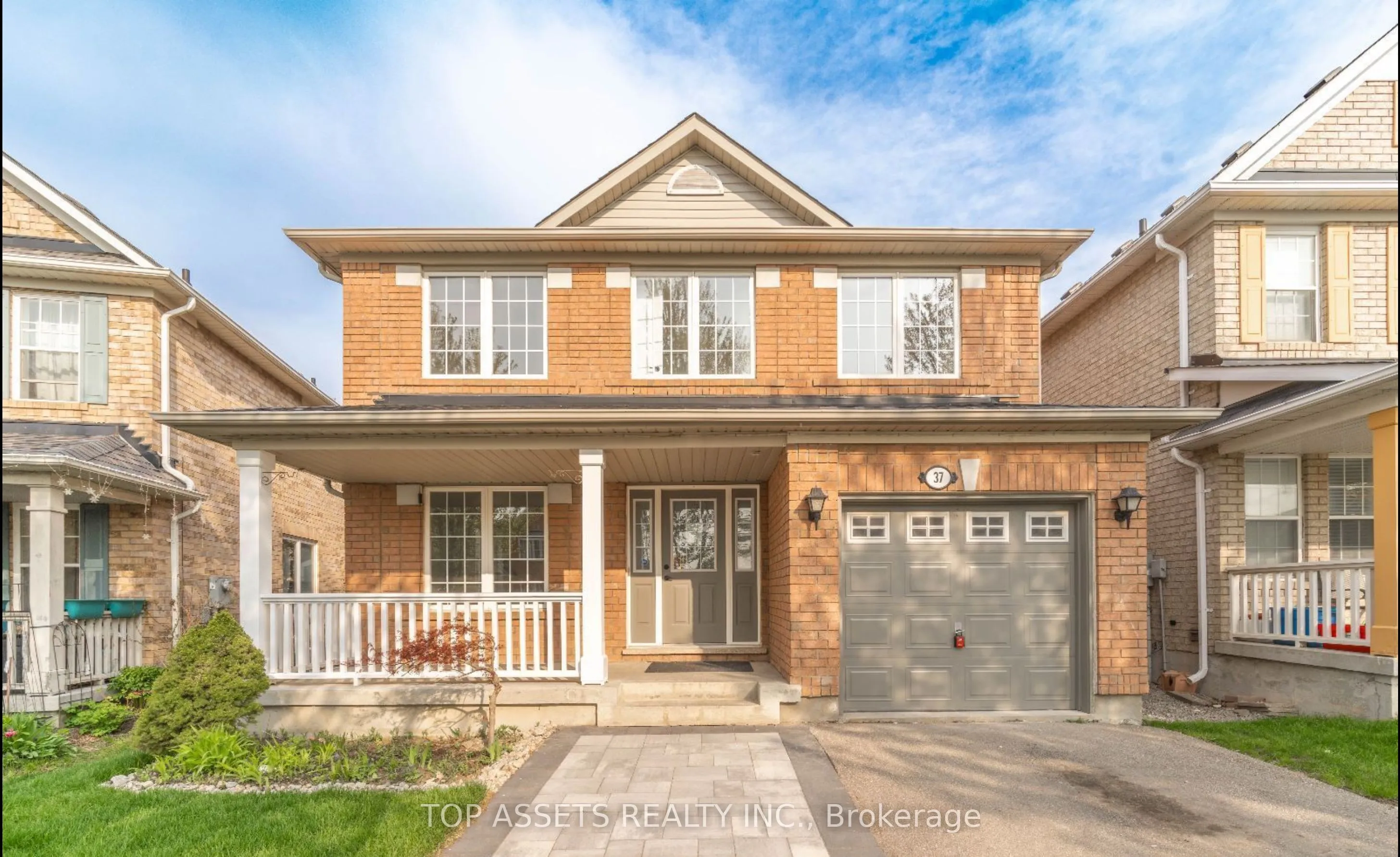 37 Landsdown Crescent, Markham, ON L6E 1M6