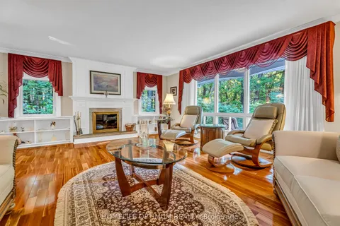 200 King's Summit Road, King, ON L7B 1A3