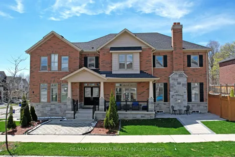 42 Manor Hampton Street, East Gwillimbury, ON L9N 0P9
