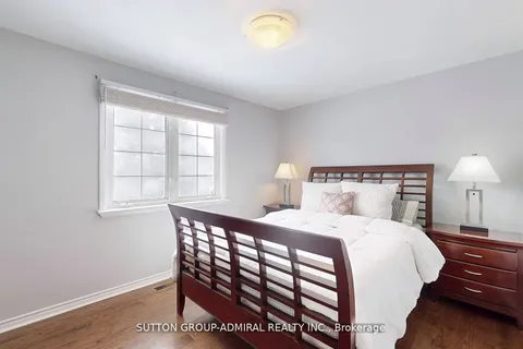 175 Bay Thorn Drive, Markham, ON L3T 3V2