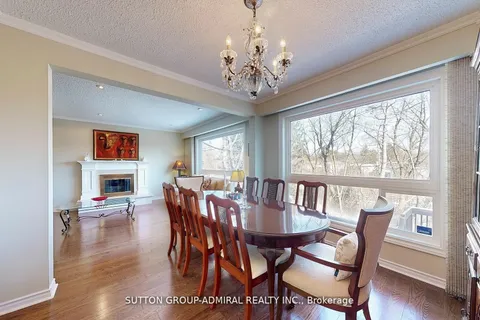 175 Bay Thorn Drive, Markham, ON L3T 3V2