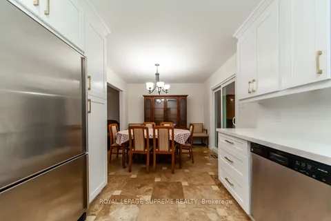 2 Orsi Street, Adjala-Tosorontio, ON L0M 1J0