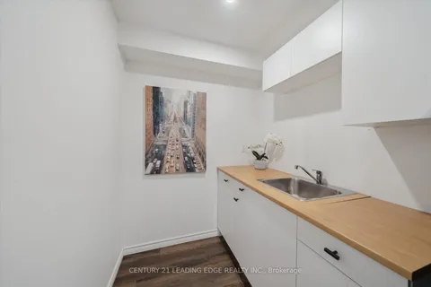 9 Proctor Gate, New Tecumseth, ON L0G 1W0