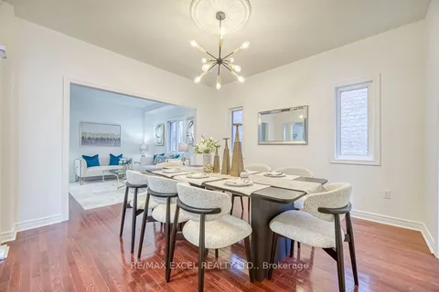 316 Williamson Road, Markham, ON L6E 2A7