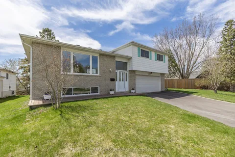 124 Alexander Road, Newmarket, ON L3Y 3J5