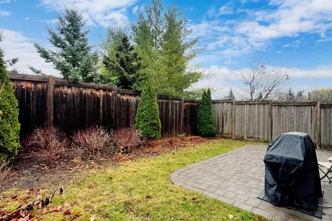 7 Yorkton Boulevard, Markham, ON L6C 0J9